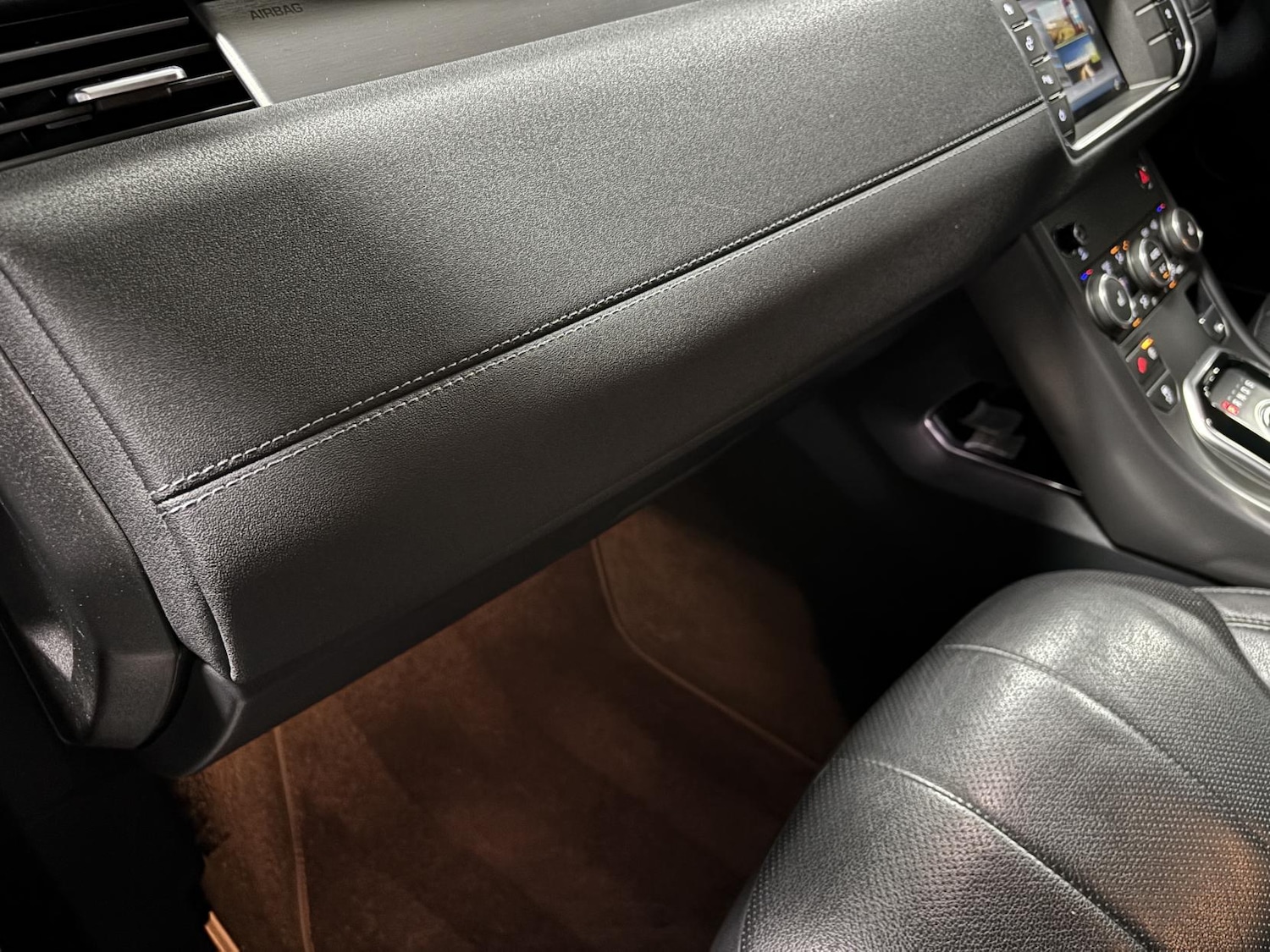 Used Land Rover Range Rover Evoque 2018 for sale - 77277676: Photo 40