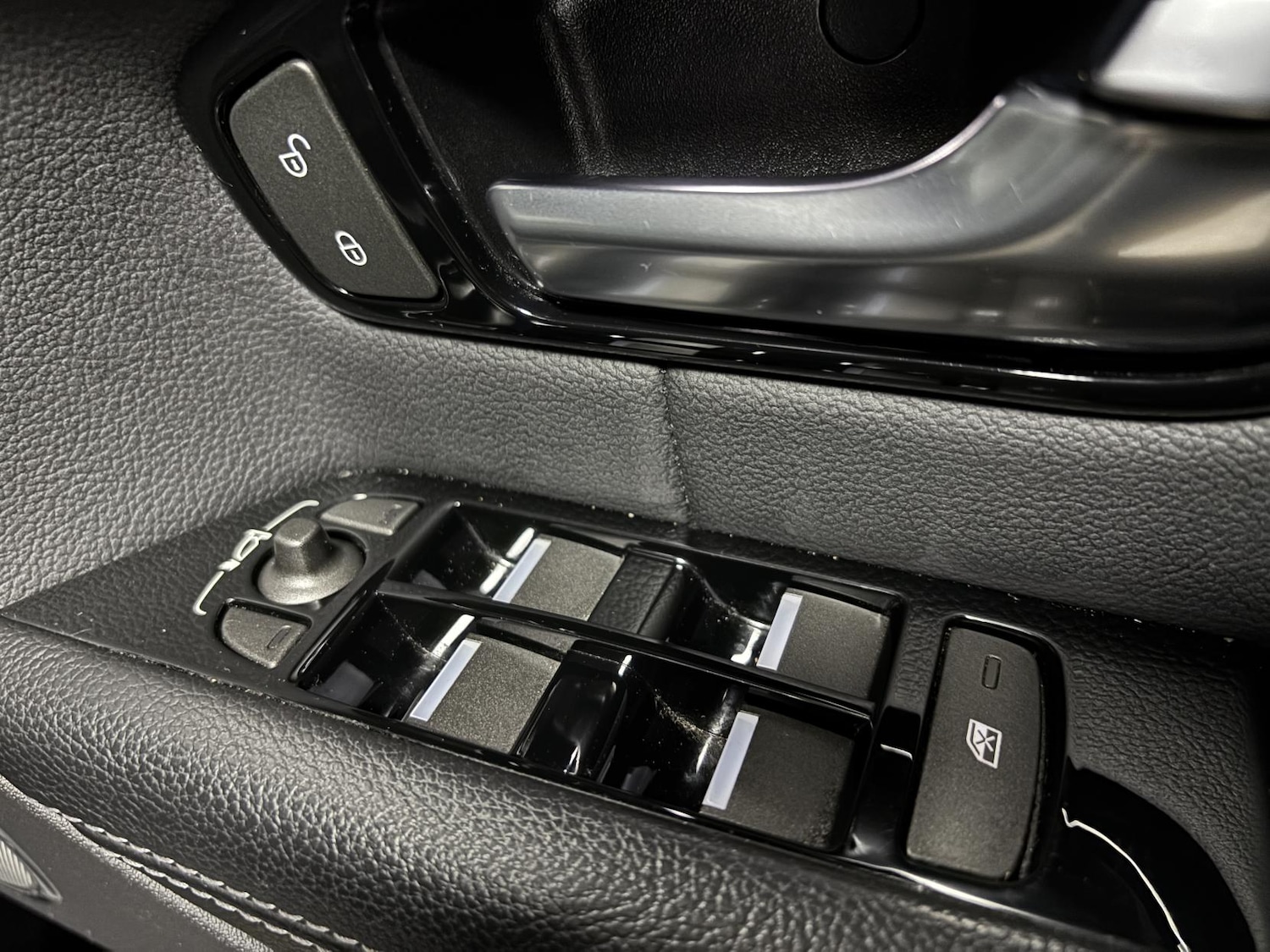 Used Land Rover Range Rover Evoque 2018 for sale - 77277676: Photo 61