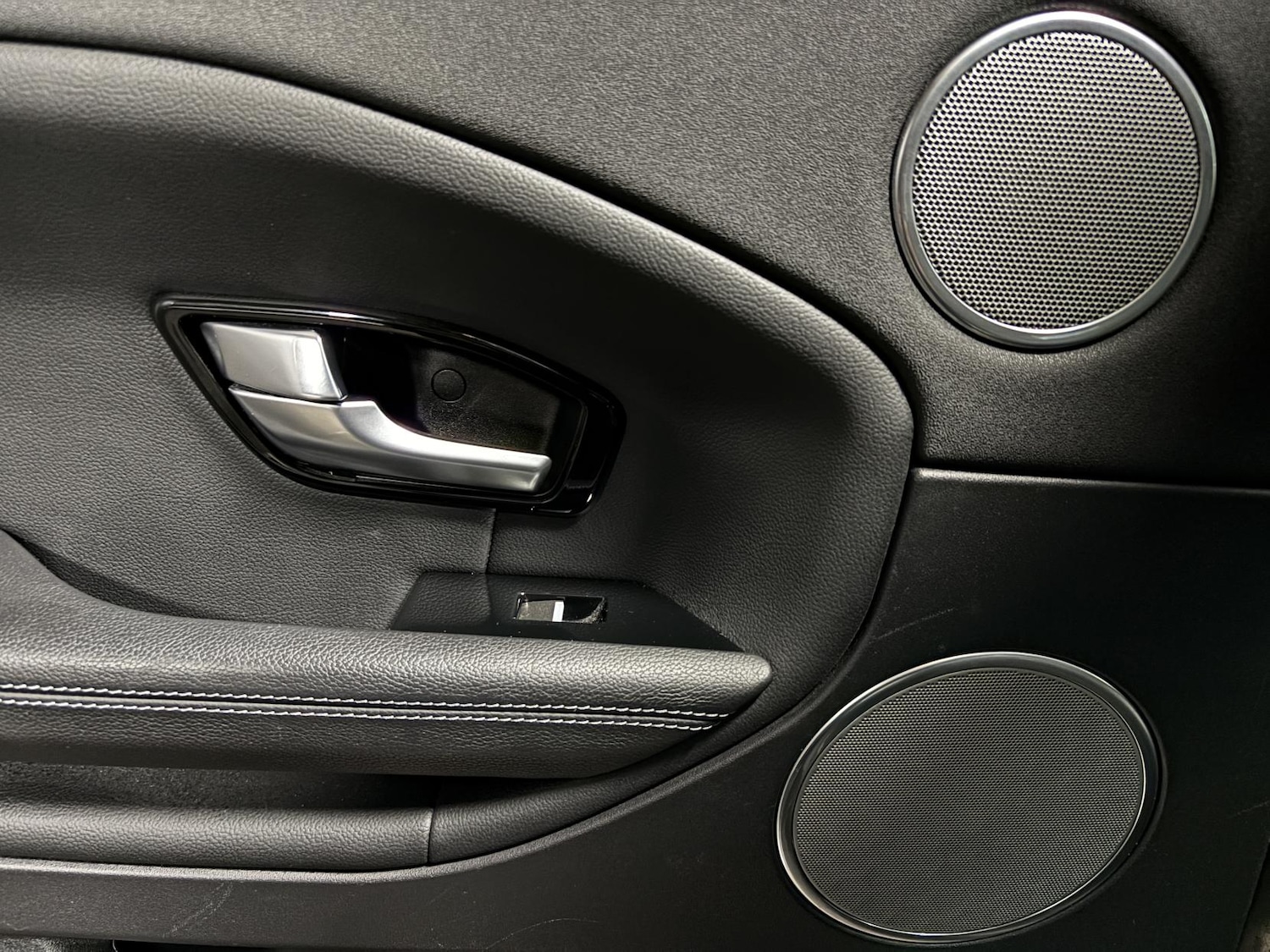 Used Land Rover Range Rover Evoque 2018 for sale - 77277676: Photo 65