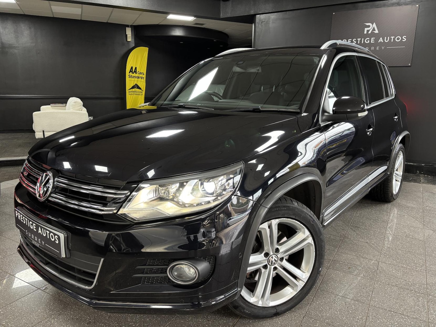 Used Volkswagen Tiguan 2016 for sale - 77595806: Photo 1