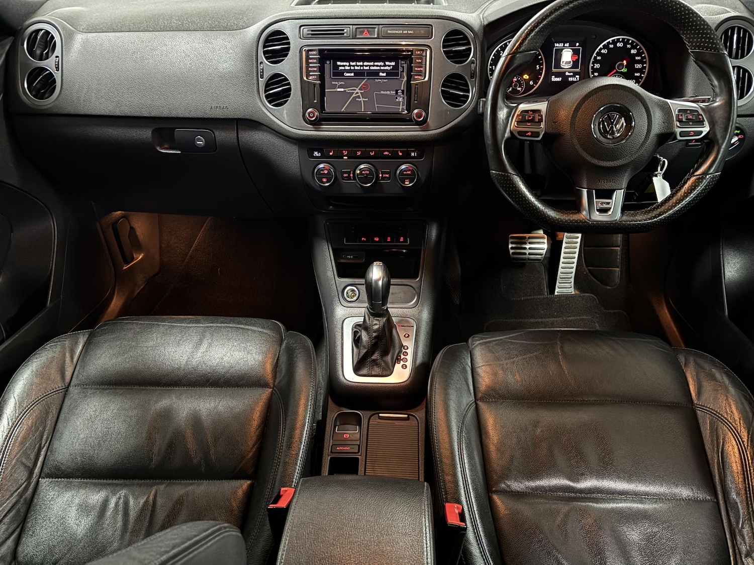 Used Volkswagen Tiguan 2016 for sale - 77595806: Photo 2