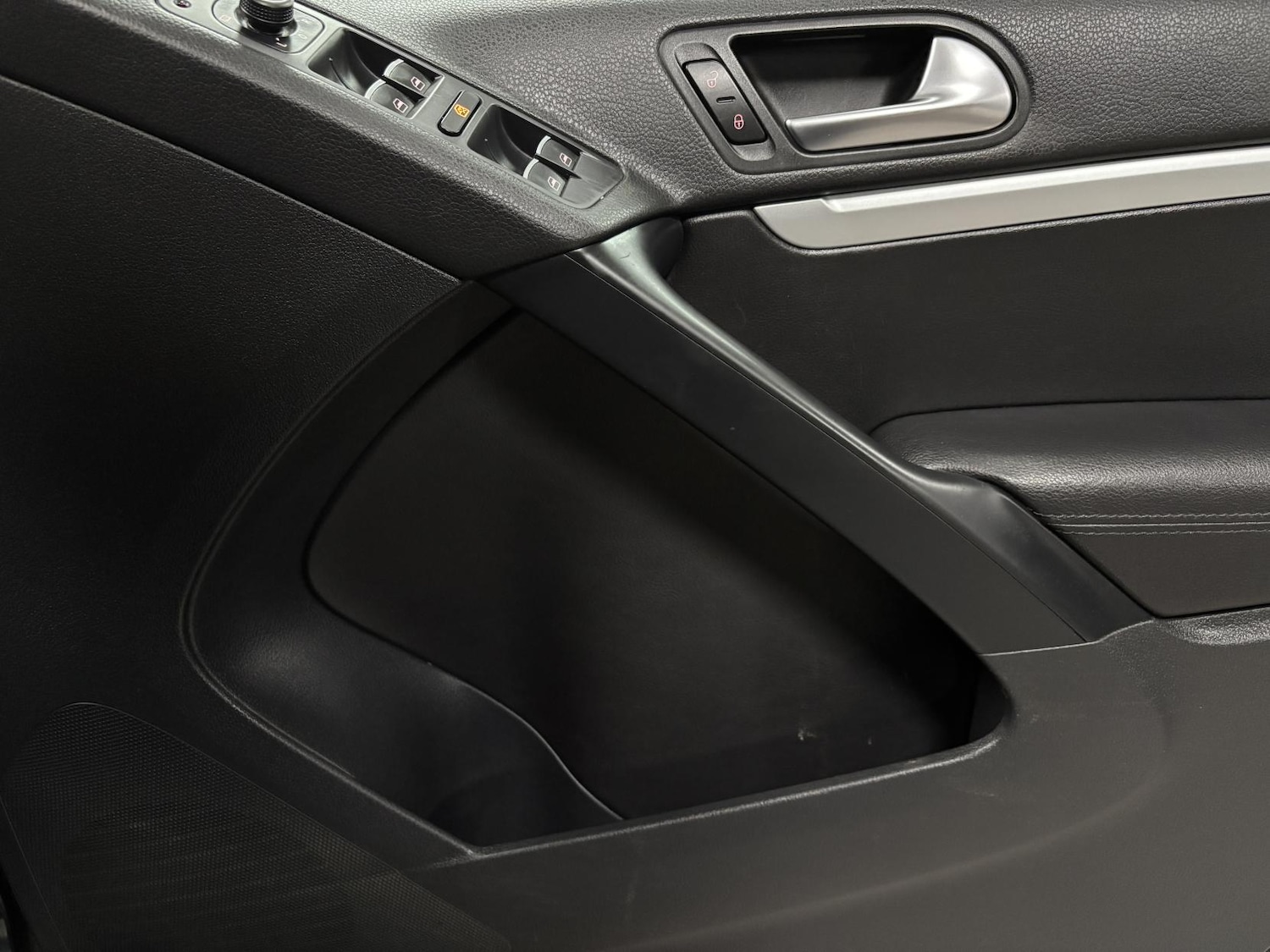 Used Volkswagen Tiguan 2016 for sale - 77595806: Photo 58