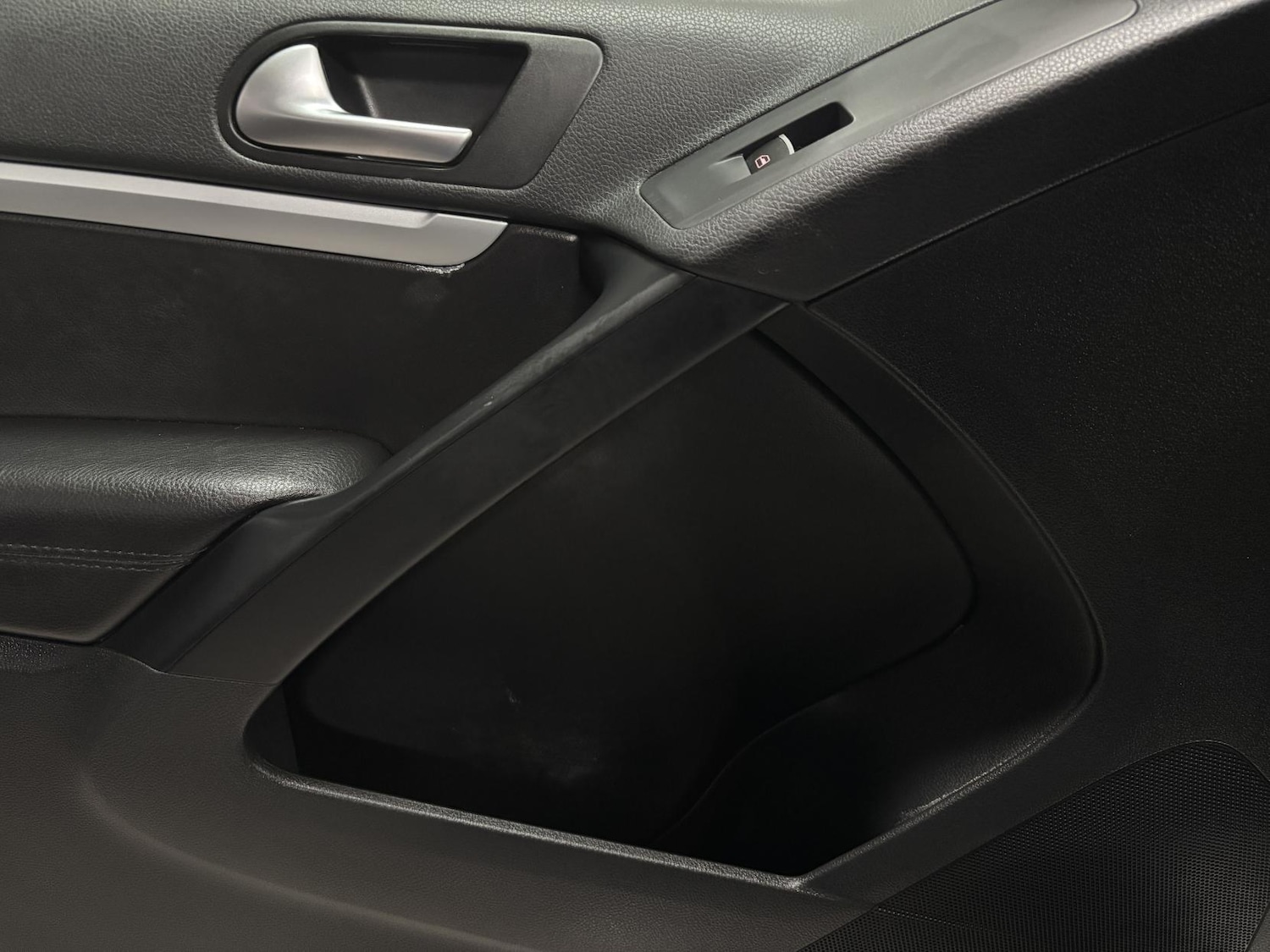 Used Volkswagen Tiguan 2016 for sale - 77595806: Photo 63