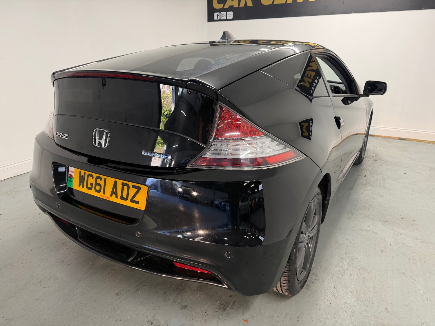 Used Honda CR-Z 2011 for sale - 77107879: Photo 10