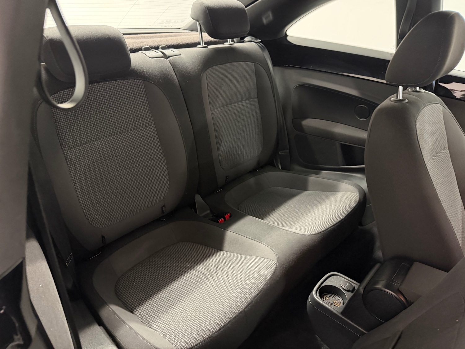 Used Volkswagen Beetle 2013 for sale - 77107874: Photo 7