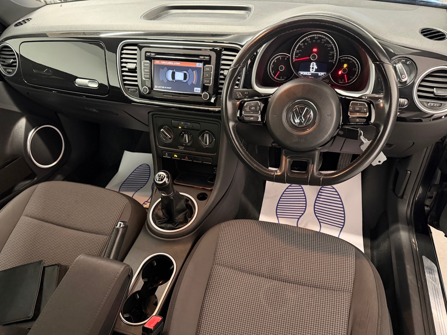 Used Volkswagen Beetle 2013 for sale - 77107874: Photo 8
