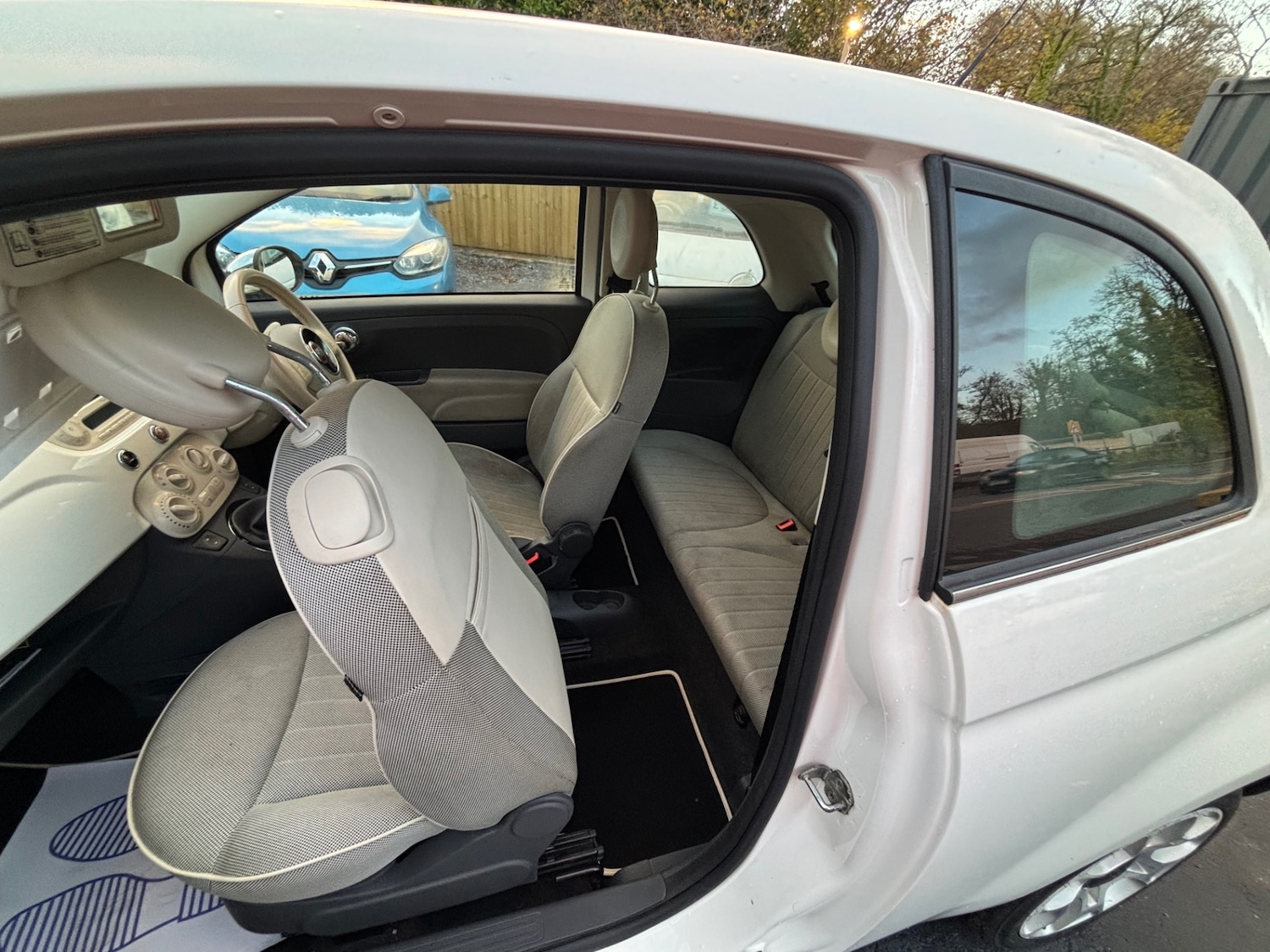 Used Fiat 500 2010 for sale - 76405009: Photo 8