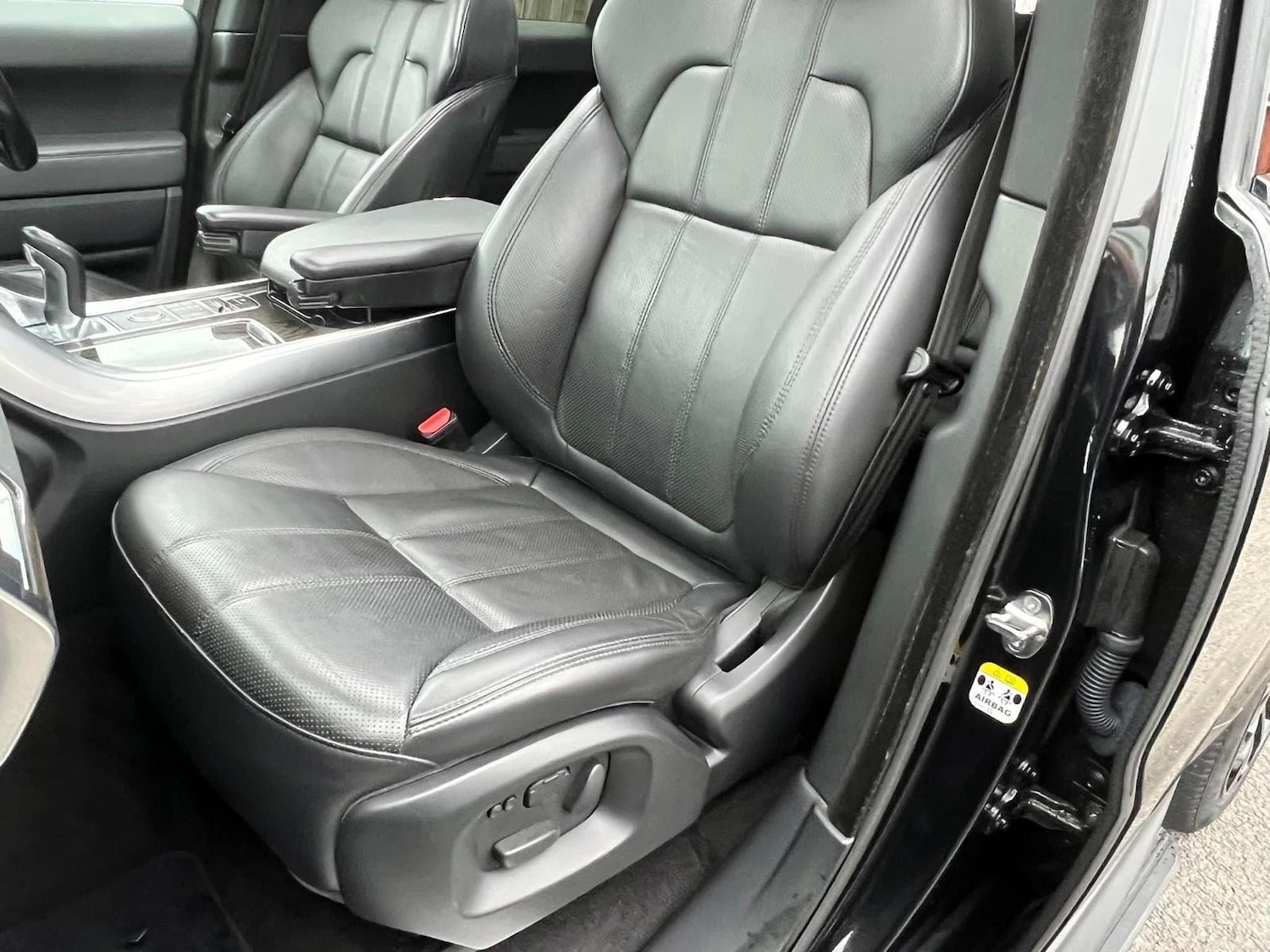 Used Land Rover Range Rover Sport 2014 for sale - 77453793: Photo 13