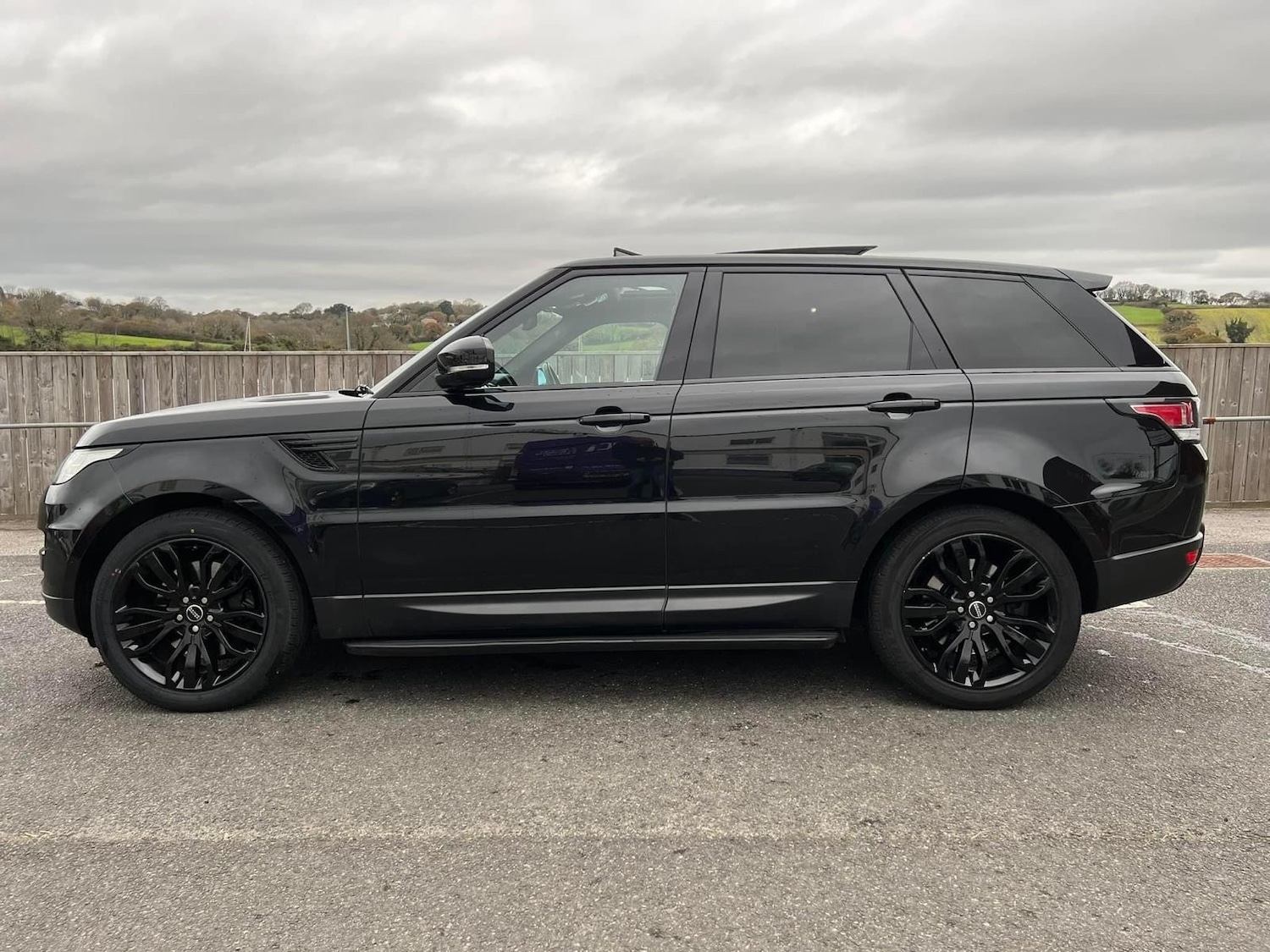 Used Land Rover Range Rover Sport 2014 for sale - 77453793: Photo 3