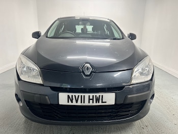 Used Renault Megane 2011 for sale - 76687436: Photo