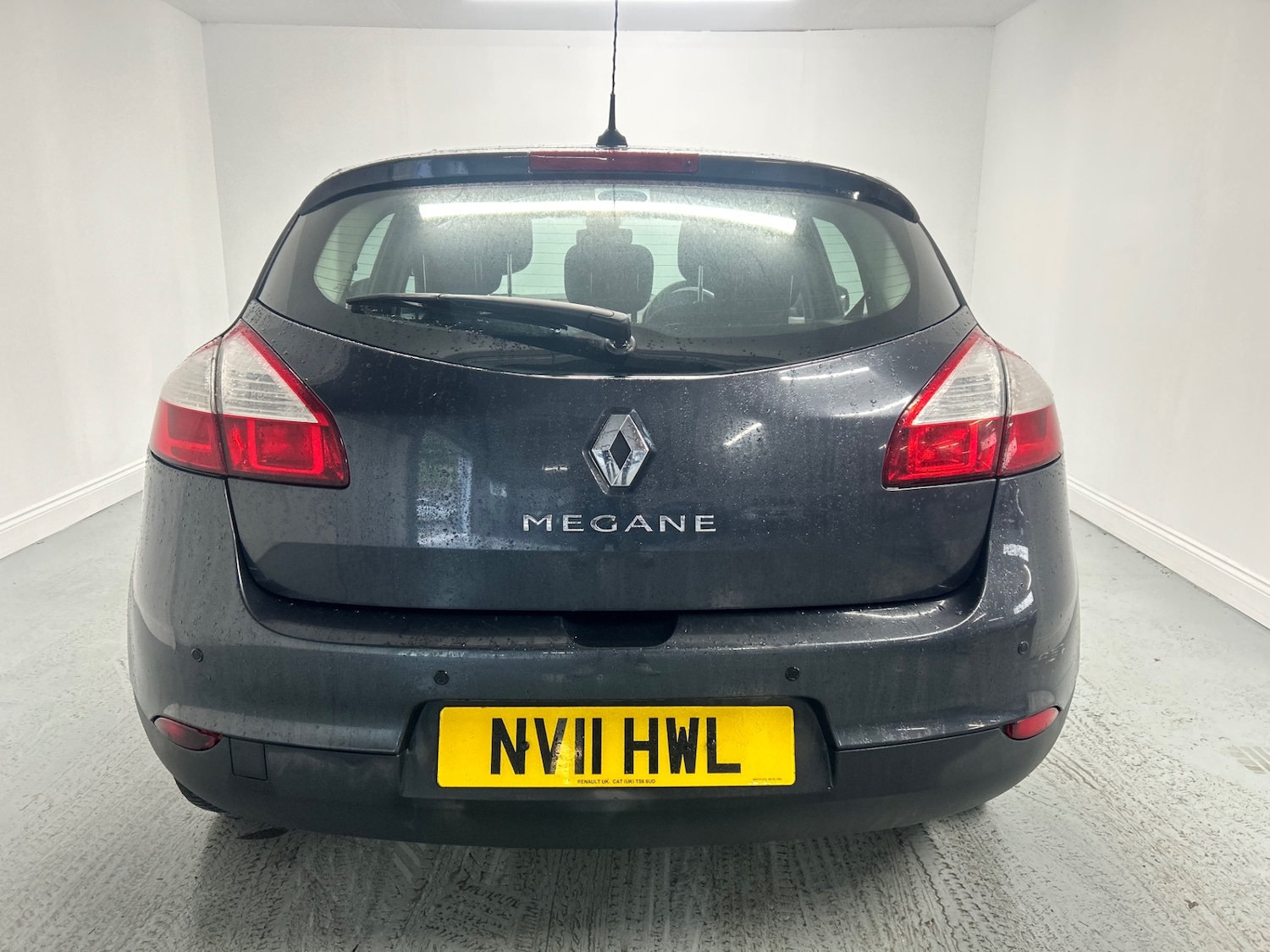 Used Renault Megane 2011 for sale - 76687436: Photo 9