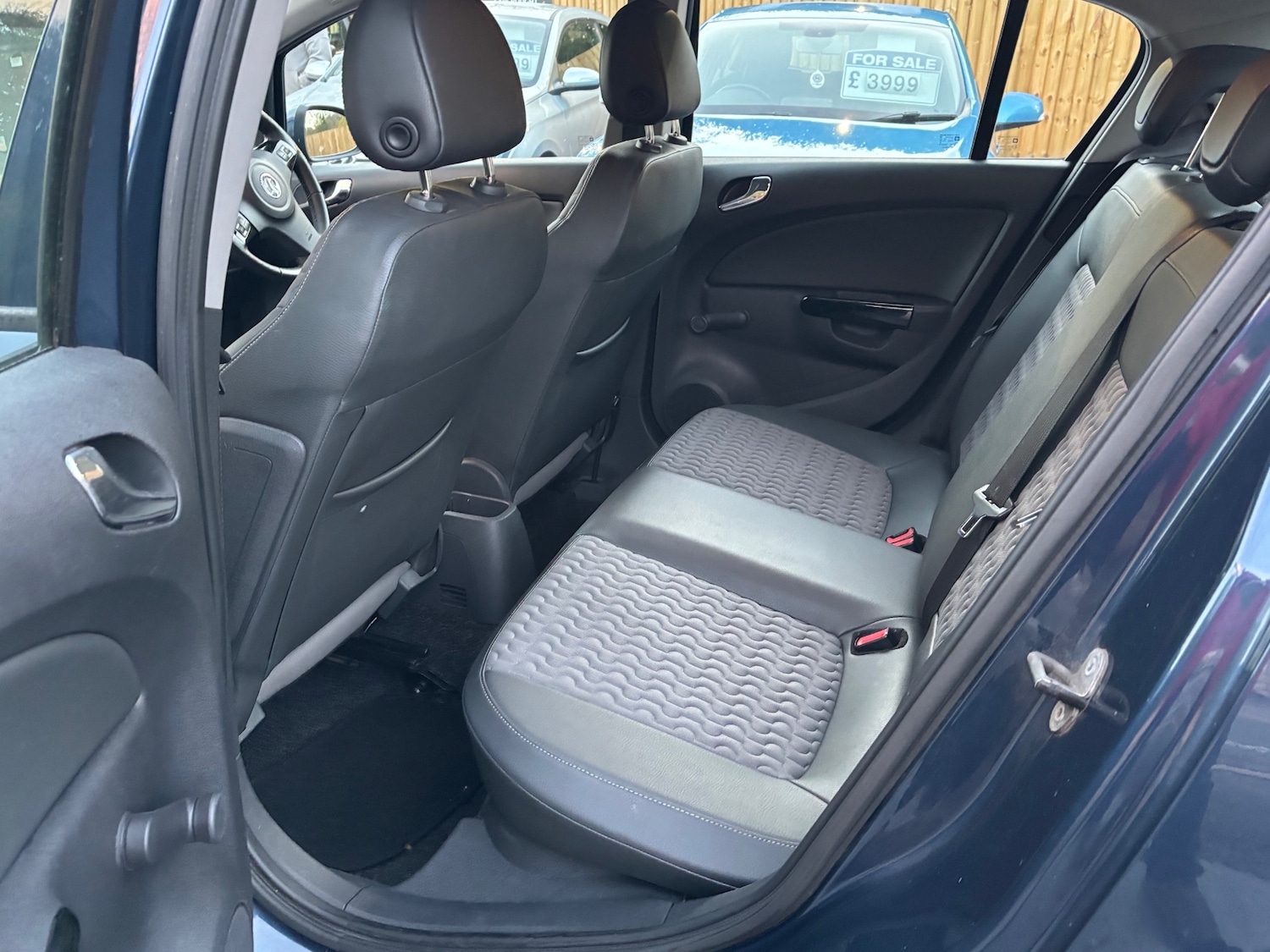 Used Vauxhall Corsa 2014 for sale - 75957357: Photo 8