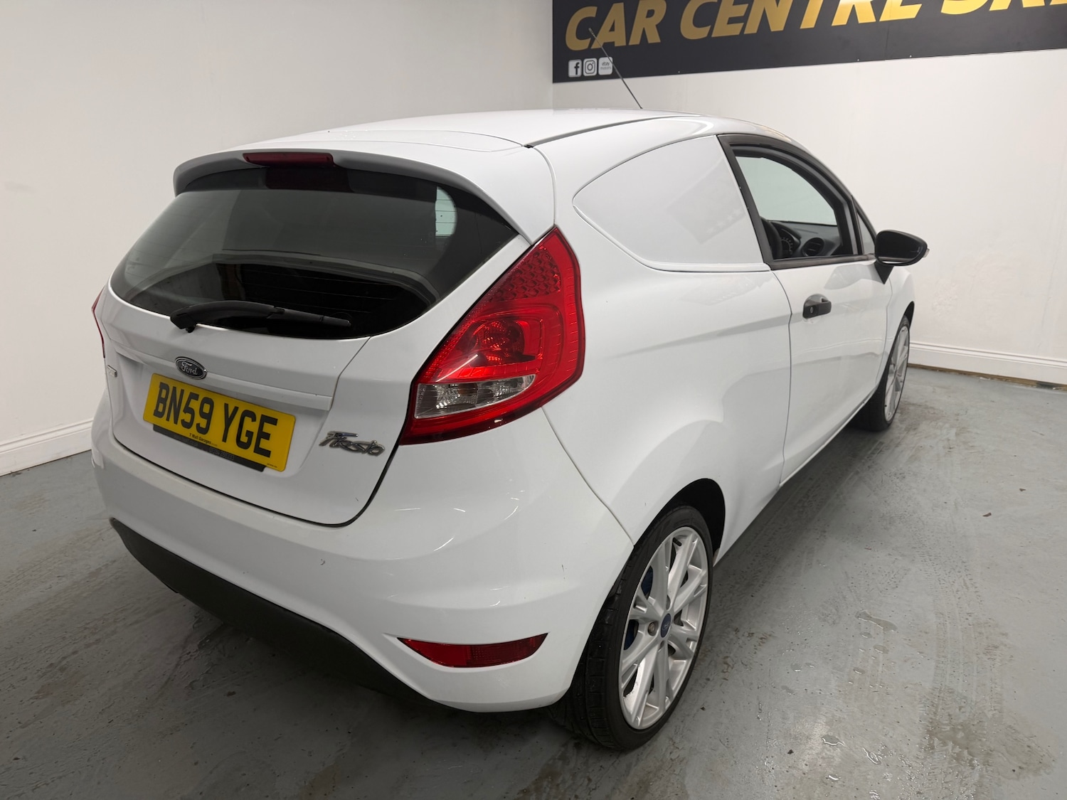 Used Ford Fiesta 2009 for sale - 77107895: Photo 9