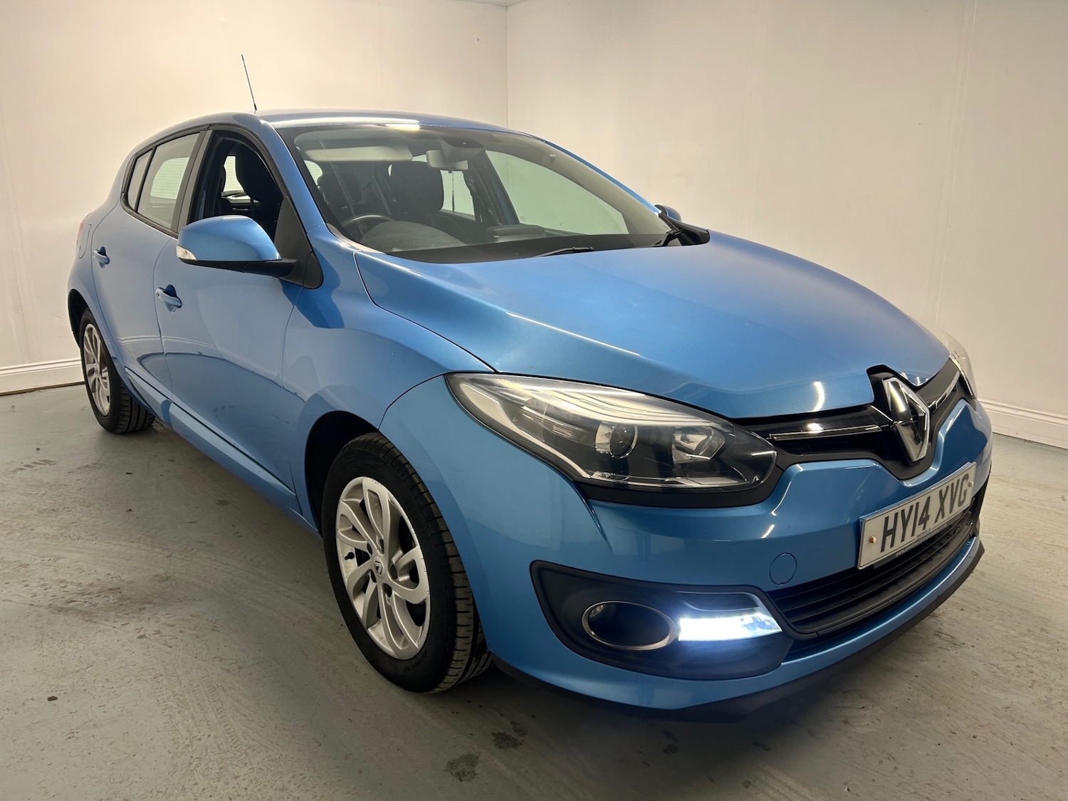 Used Renault Megane 2014 for sale - 76697001: Photo 2
