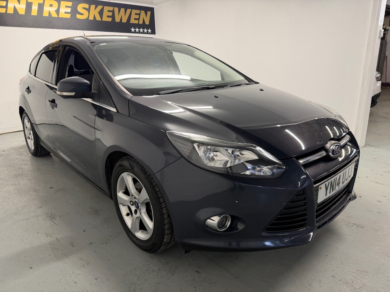 Used Ford Focus 2014 for sale - 77107892: Photo 2