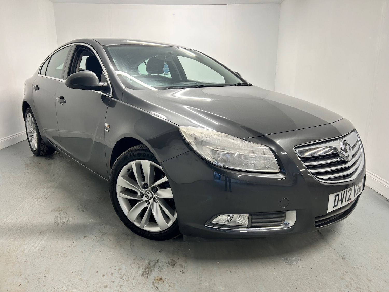 Used Vauxhall Insignia 2012 for sale - 76692903: Photo 1