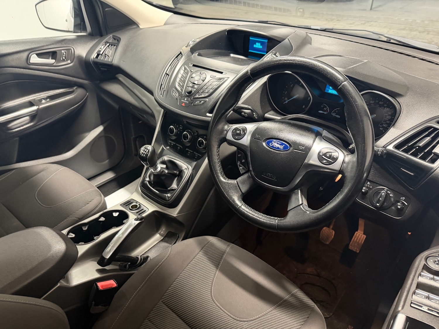 Used Ford Kuga 2014 for sale - 77328818: Photo 3
