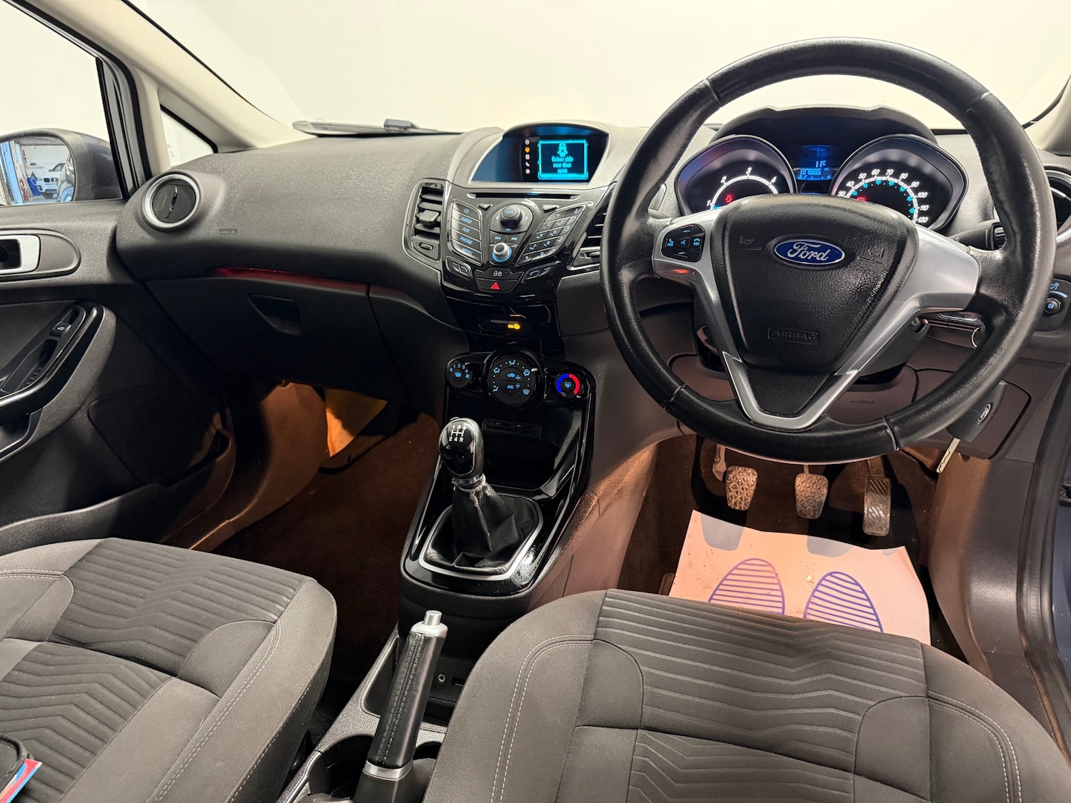 Used Ford Fiesta 2014 for sale - 77303353: Photo 8