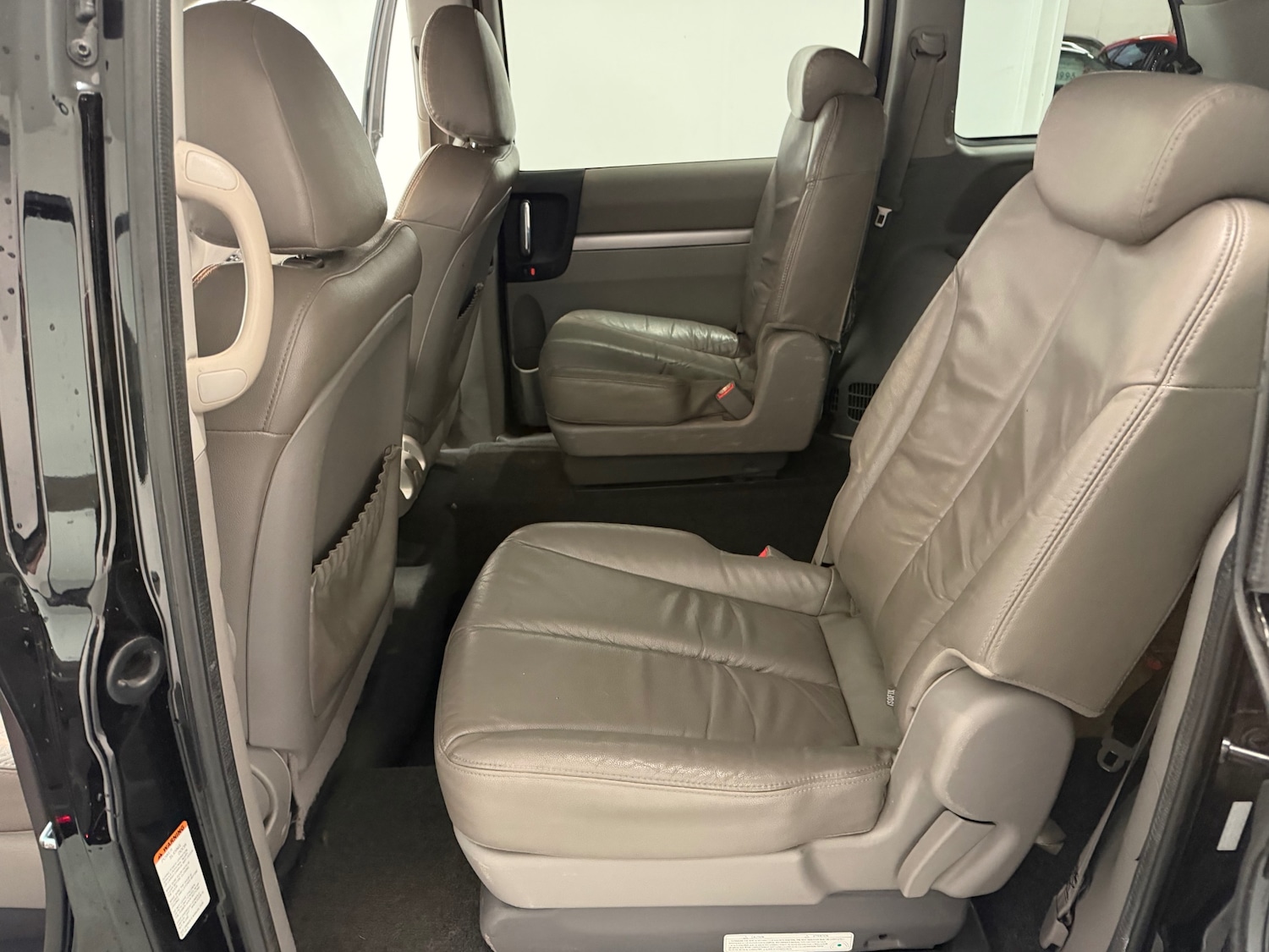 Used Kia Sedona 2011 for sale - 77107901: Photo 12