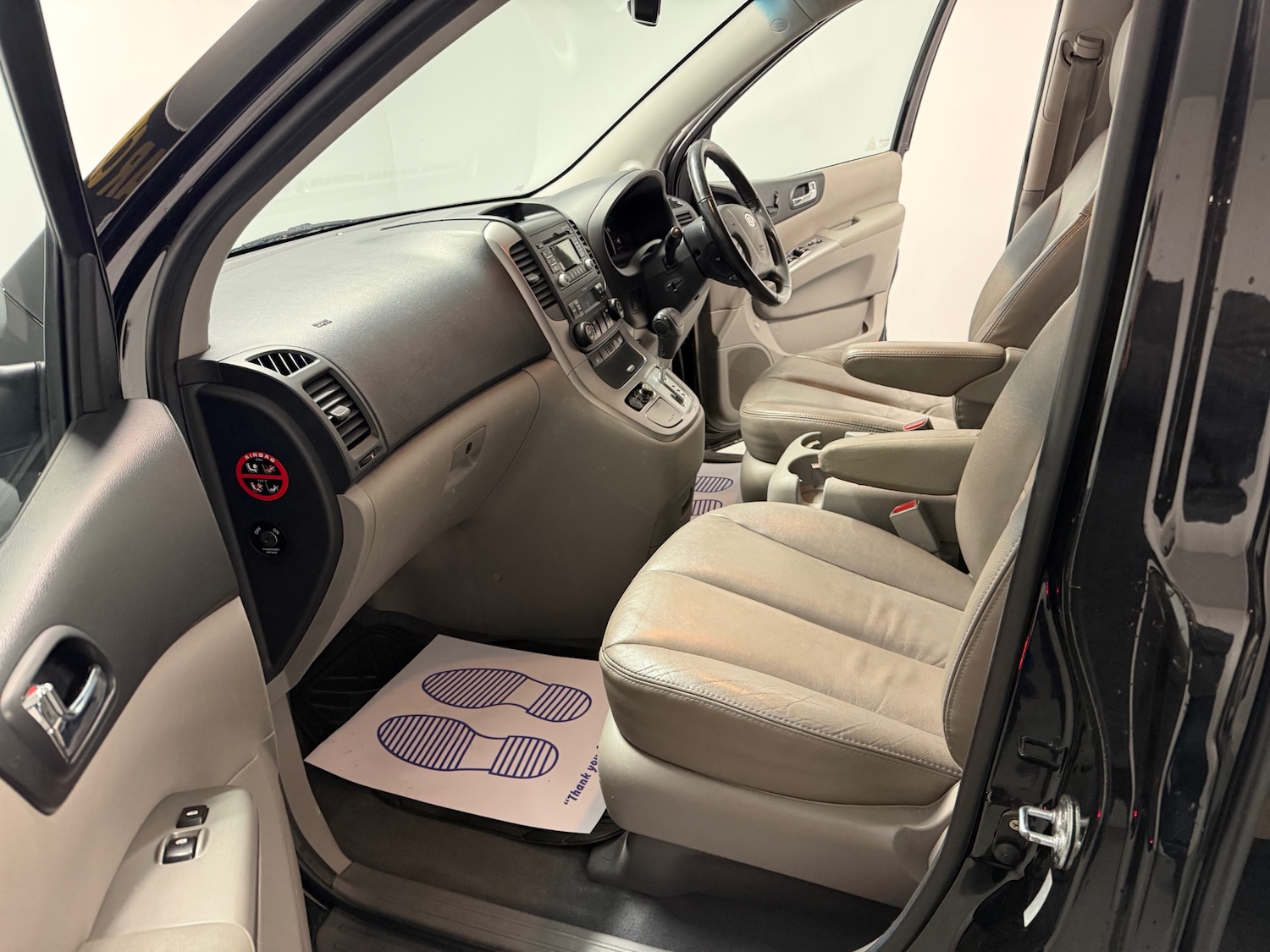 Used Kia Sedona 2011 for sale - 77107901: Photo 13