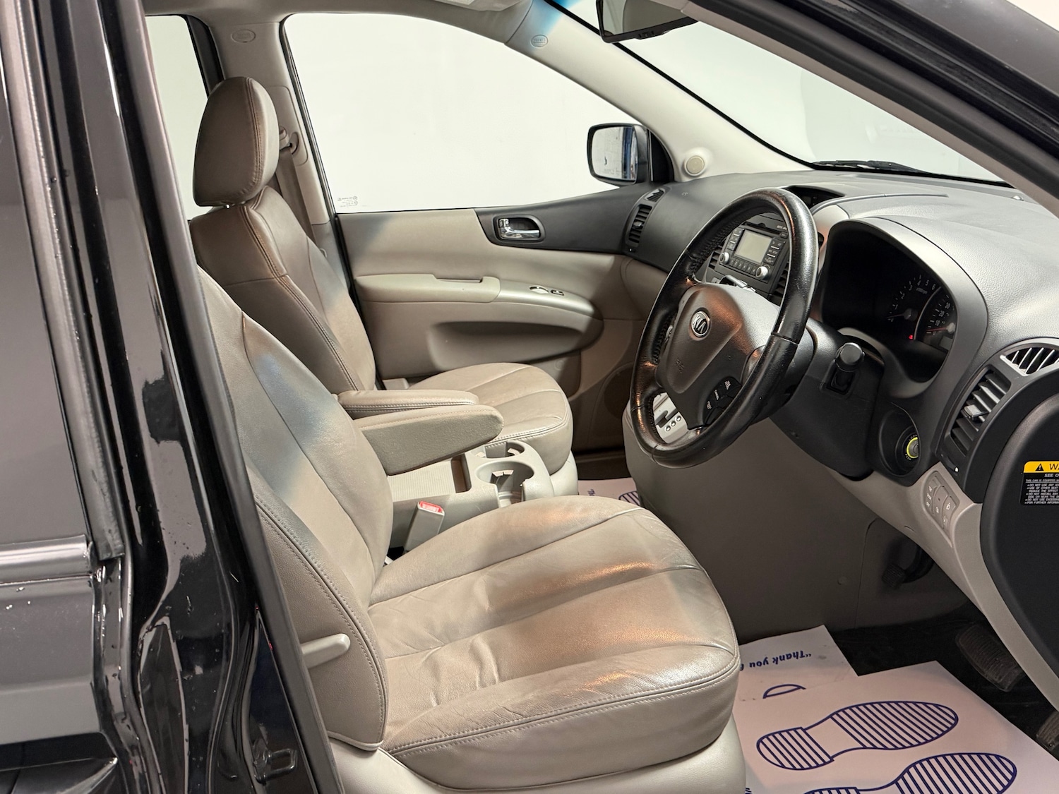 Used Kia Sedona 2011 for sale - 77107901: Photo 14