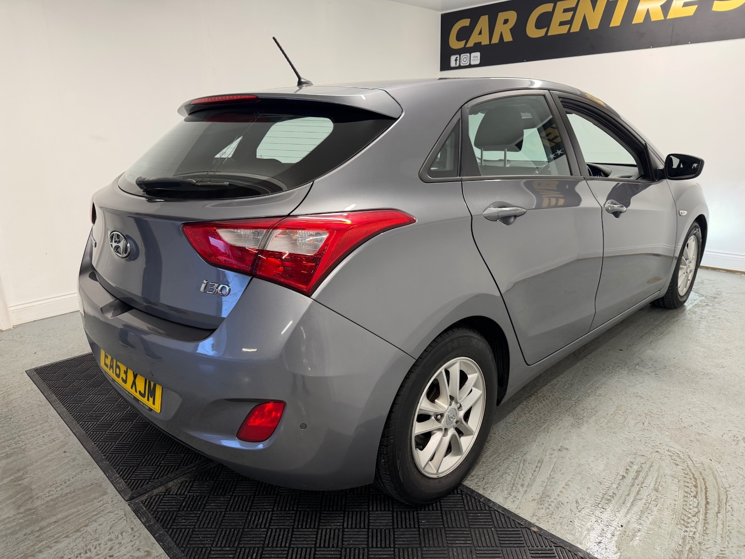 Used Hyundai i30 2013 for sale - 77303865: Photo 9