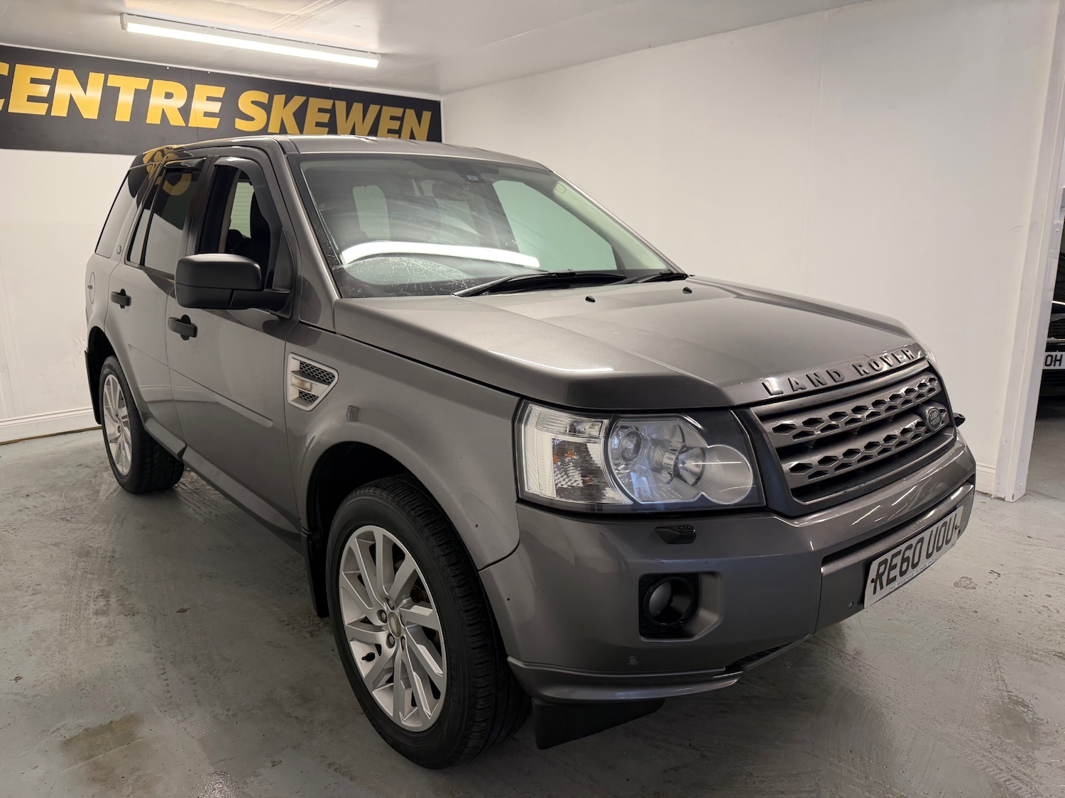 Used Land Rover Freelander 2010 for sale - 77129851: Photo 2