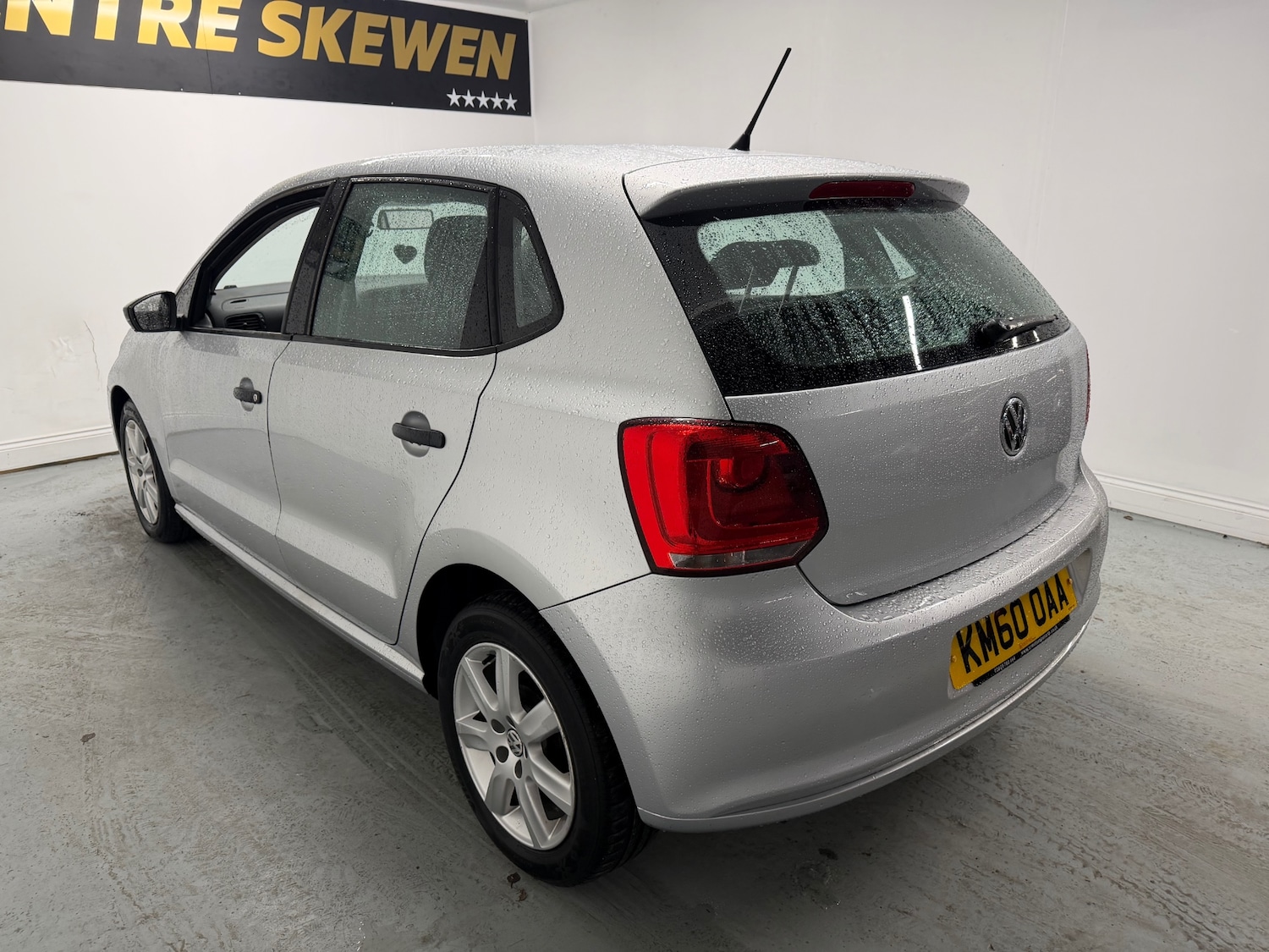 Used Volkswagen Polo 2010 for sale - 76974121: Photo 9