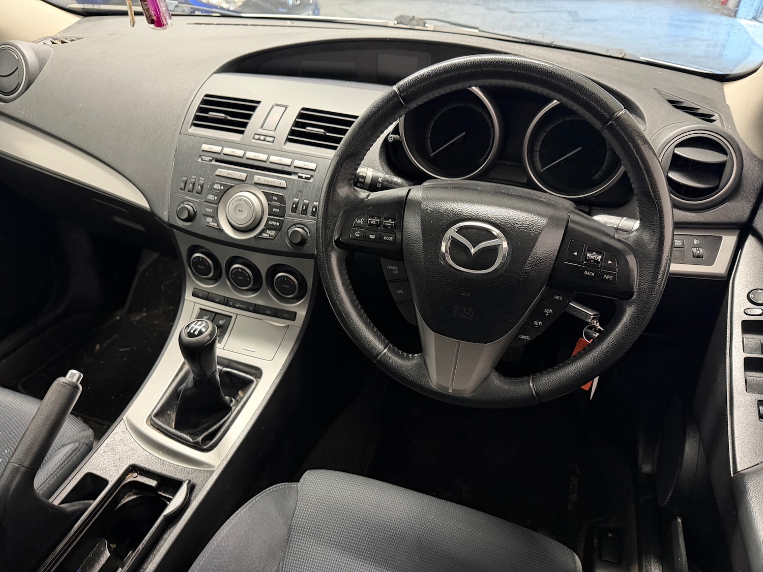 Used Mazda Mazda3 2010 for sale - 77384669: Photo 9