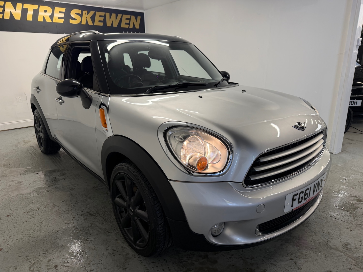 Used MINI Countryman 2011 for sale - 77303358: Photo 2