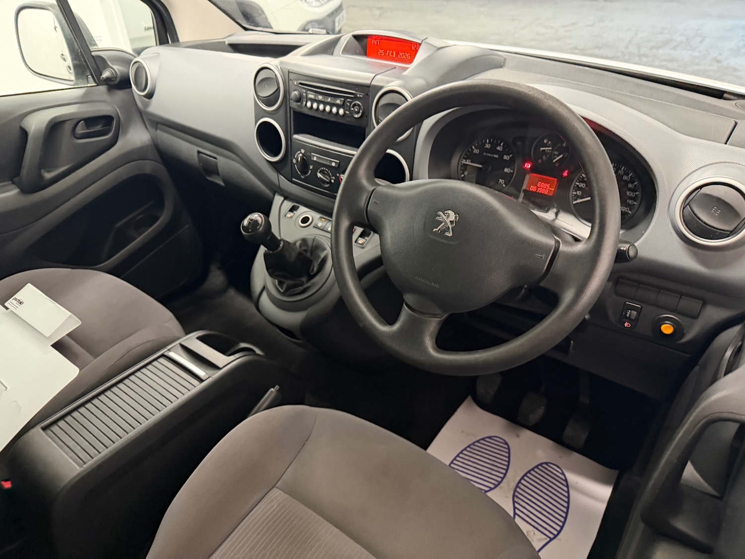 Used Peugeot Partner 2013 for sale - 77665119: Photo 5