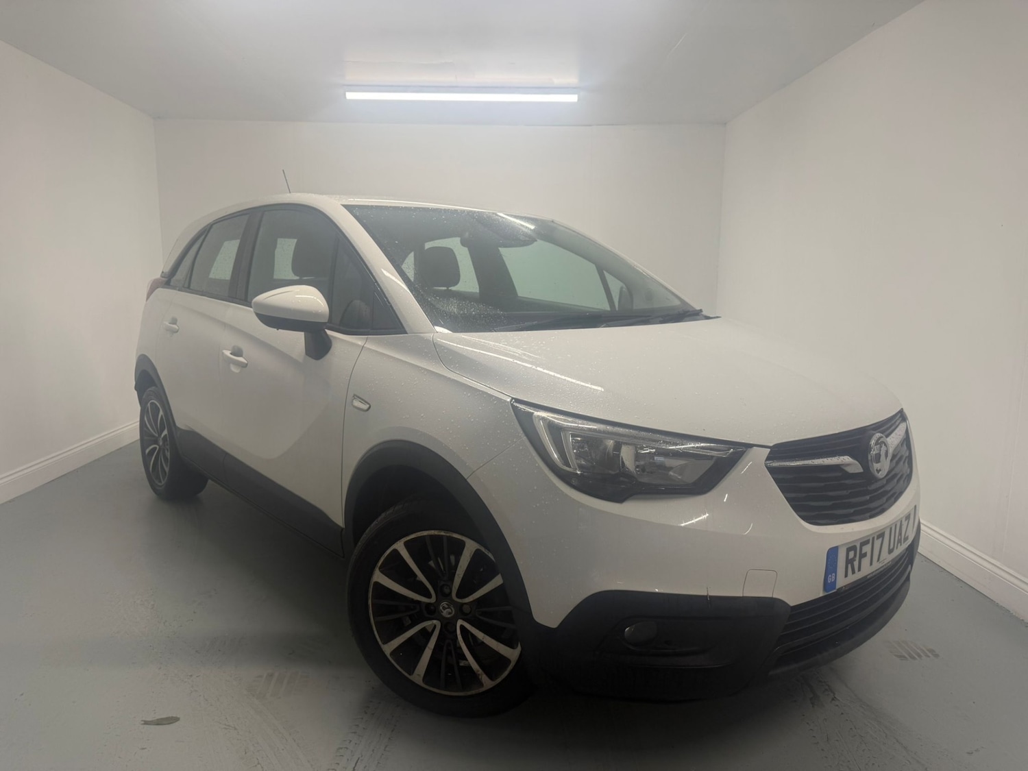 Used Vauxhall Crossland X 2017 for sale - 76687469: Photo 1