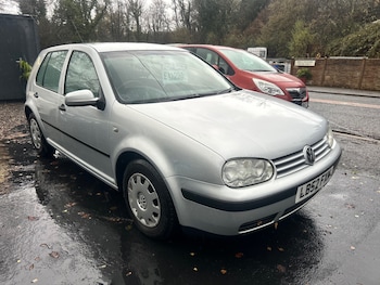 Used Volkswagen Golf 2003 for sale - 76577162: Photo