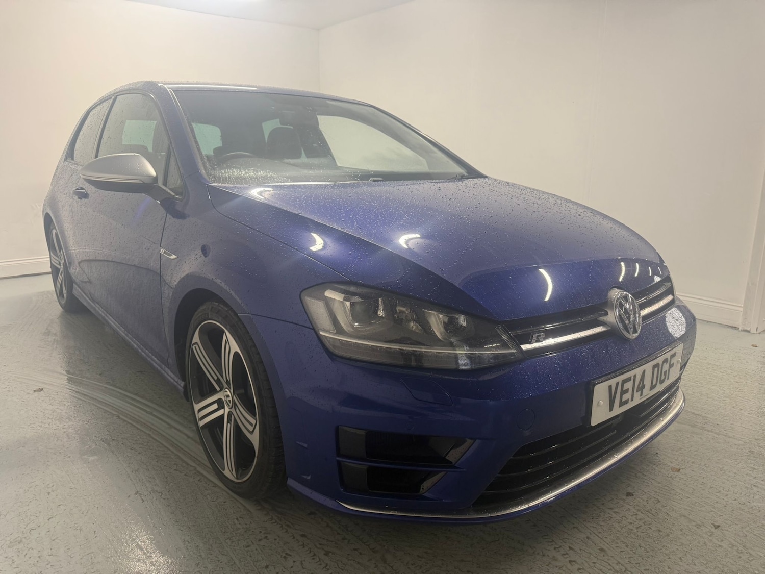 Used Volkswagen Golf 2014 for sale - 76687471: Photo 2