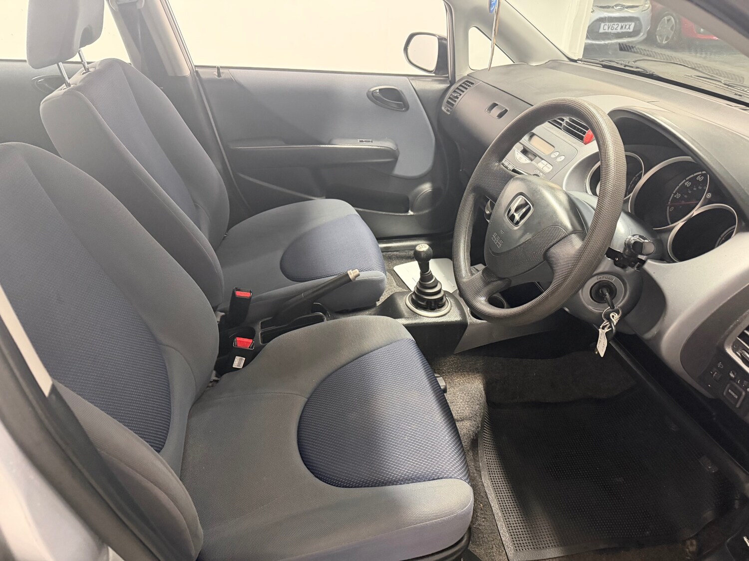 Used Honda Jazz 2003 for sale - 77461256: Photo 4