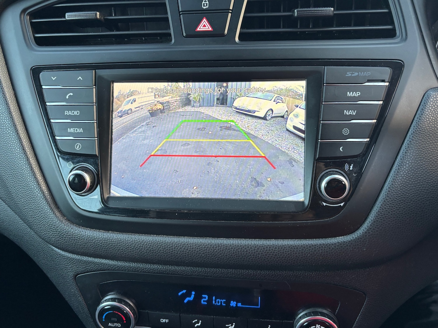 Used Hyundai i20 2015 for sale - 76405019: Photo 14