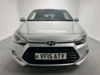 Used Hyundai i20 2015 for sale - 76696856: Photo