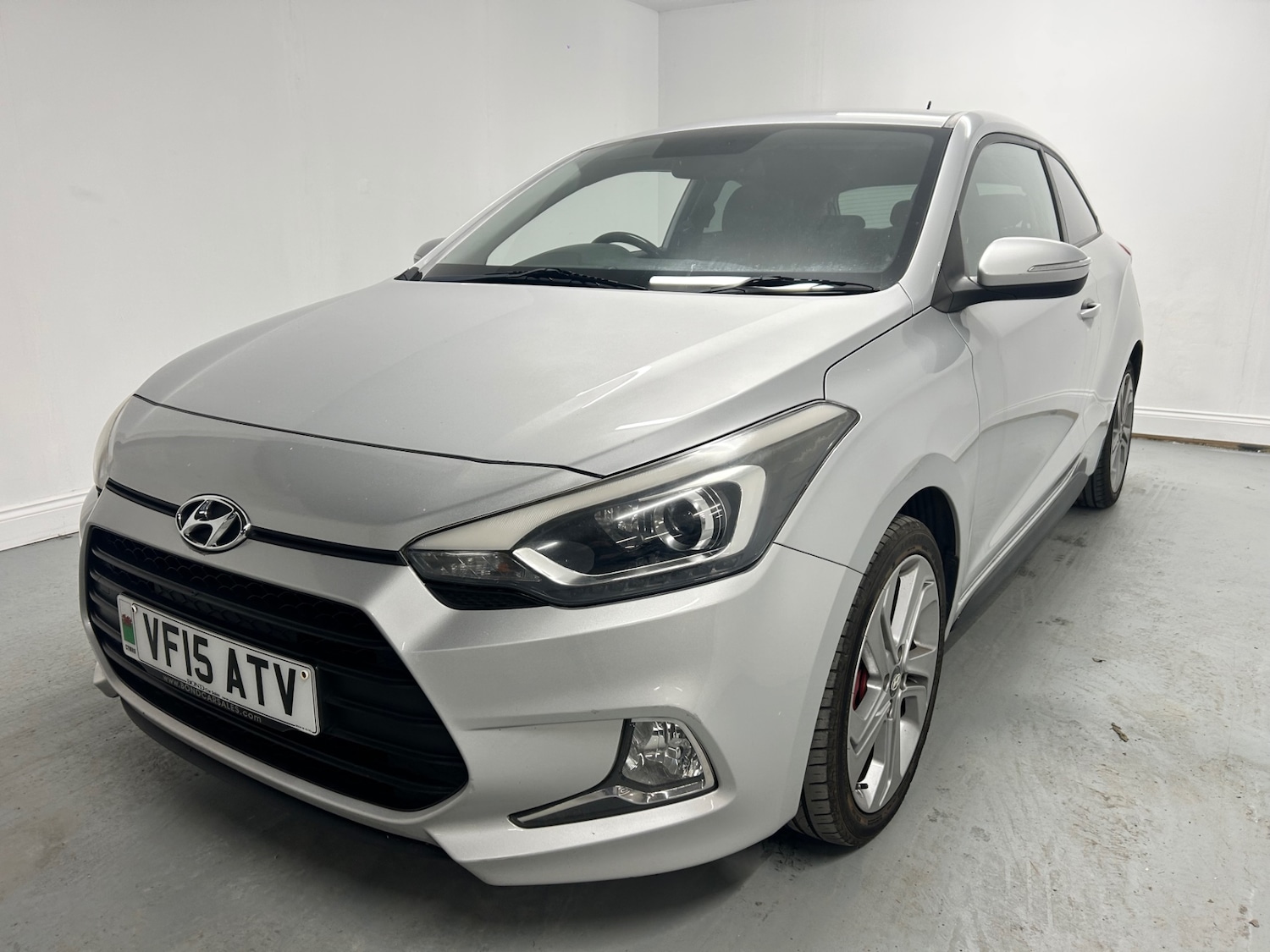 Used Hyundai i20 2015 for sale - 76696856: Photo 4