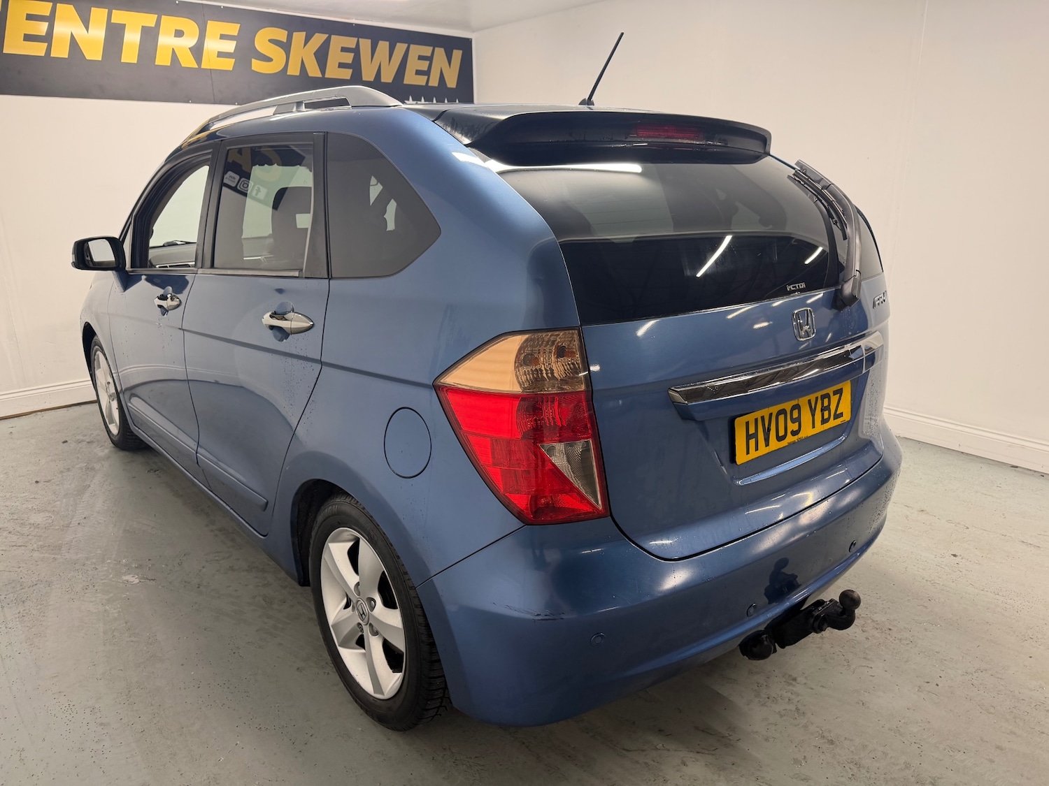 Used Honda FR-V 2009 for sale - 77806944: Photo 7