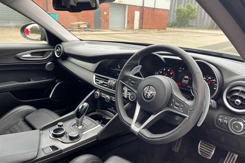 Used Alfa Romeo Giulia 2019 for sale - 76930778: Photo 13