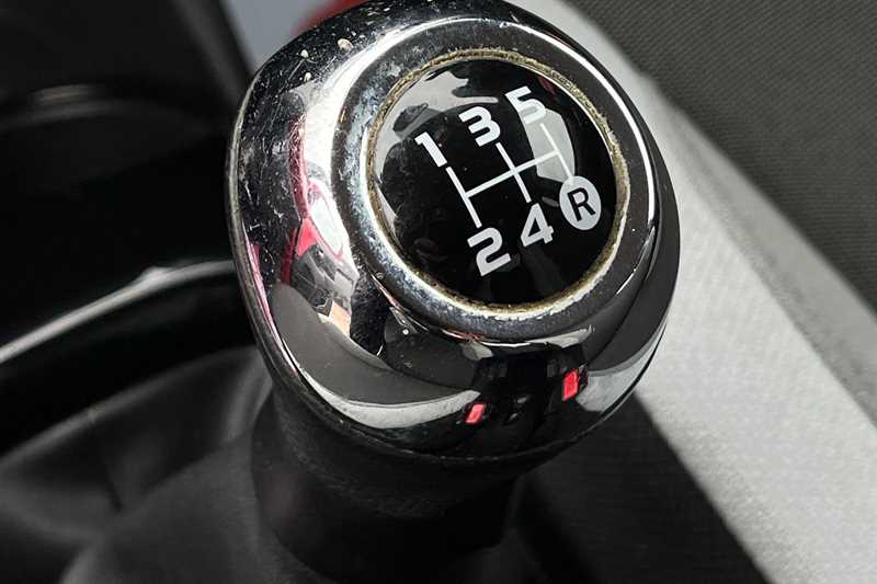 Used Toyota AYGO 2018 for sale - 78130864: Photo 26