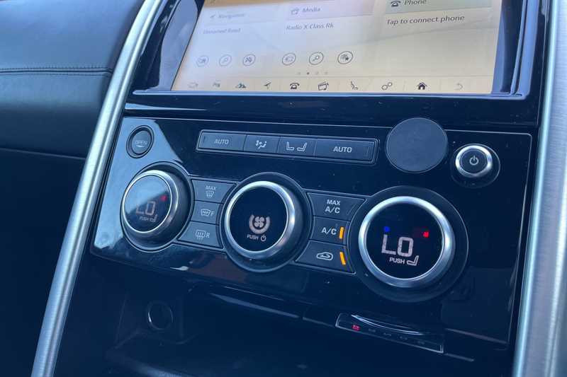 Used Land Rover Discovery 2018 for sale - 76530831: Photo 15