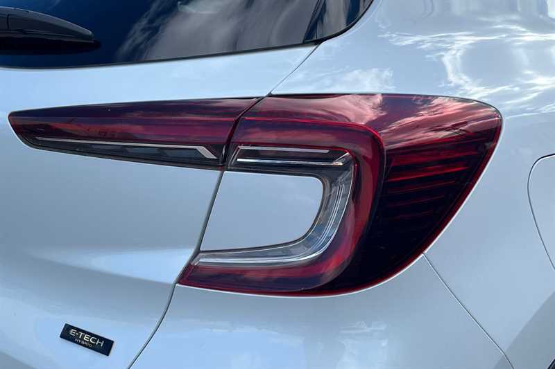 Used Renault Captur 2023 for sale - 78188981: Photo 32