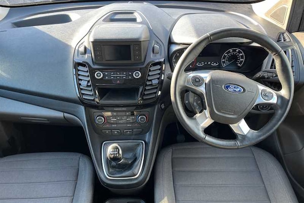 Used Ford Grand Tourneo Connect 2022 for sale - 76155104: Photo 13