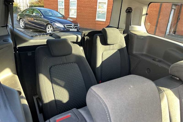 Used Ford Grand Tourneo Connect 2022 for sale - 76155104: Photo 25
