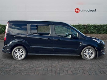 Used Ford Grand Tourneo Connect 2022 for sale - 76155104: Photo 2