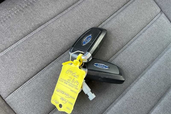 Used Ford Grand Tourneo Connect 2022 for sale - 76155104: Photo 37