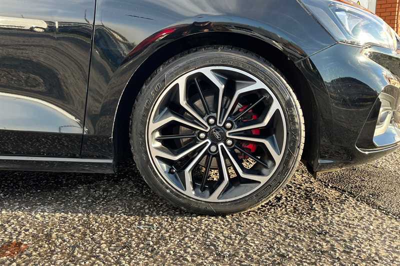 Used Ford Focus 2018 for sale - 76903304: Photo 12