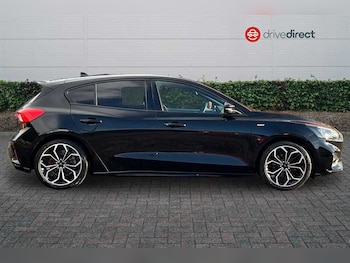 Used Ford Focus 2018 for sale - 76903304: Photo