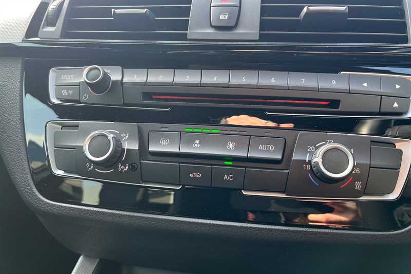 Used BMW 2 Series 2020 for sale - 77800999: Photo 15